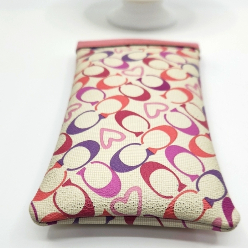 Coach Colorful "C's" & Hearts Sunglasses Case - Picture 6 of 6